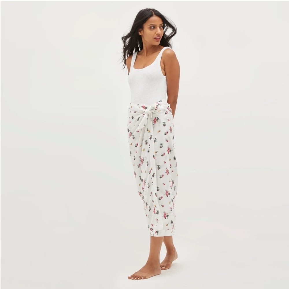 Hill House White Floral Swim Sarong